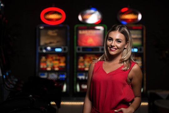Menjelajahi Dunia Slot di Situs Stars77